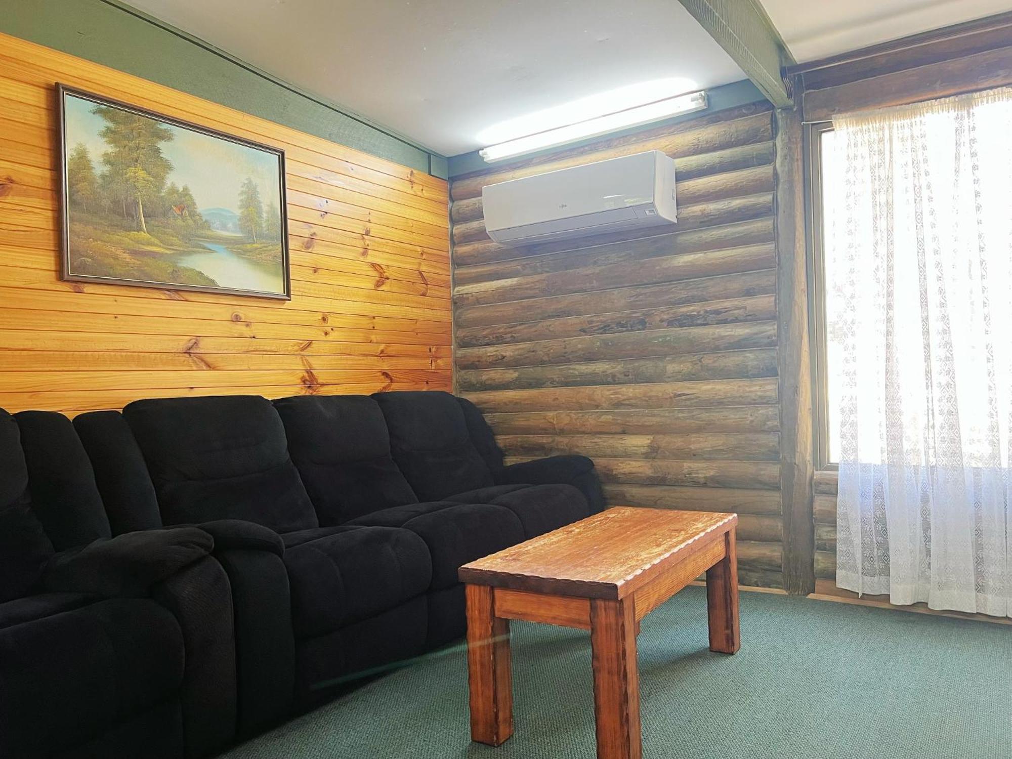 Lakes Entrance Log Cabins Eksteriør billede